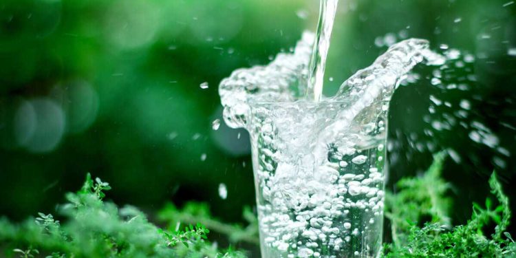 ¿Cuándo se hierve el agua se elimina el cloro?