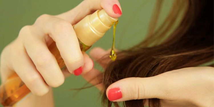 ¿Qué aceite es bueno para alisar el cabello?