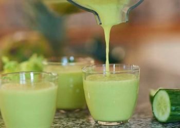 ¿Qué beneficios tiene el jugo de pepino en ayunas?