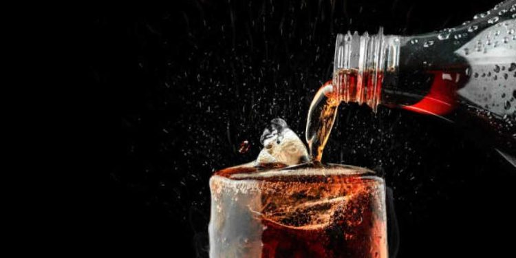 ¿Qué contiene la gaseosa y cómo afecta la salud?