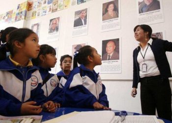 ¿Qué es mejor, la educación pública o la privada?