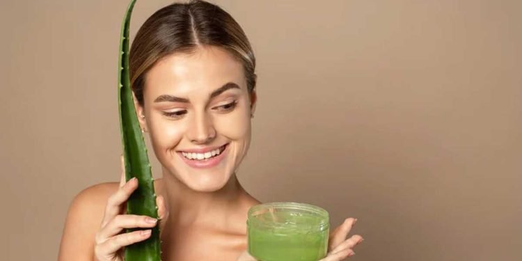¿Qué pasa si me dejó el aloe vera en la cara toda la noche?