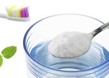 ¿Qué pasa si me lavo los dientes con bicarbonato de sodio?