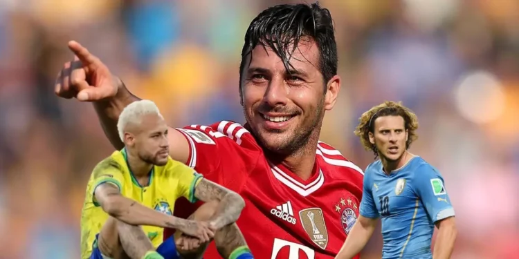 Mejor que Neymar y Diego Forlán, la nueva distinción que recibió Claudio Pizarro