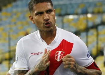 Tiene la oferta de LDU, ofertas desde Brasil, pero Paolo Guerrero tiene un solo anhelo a sus 39 años