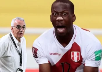 Adiós Advíncula, el lateral que ya la rompe en Brasil y Fossati debería ver