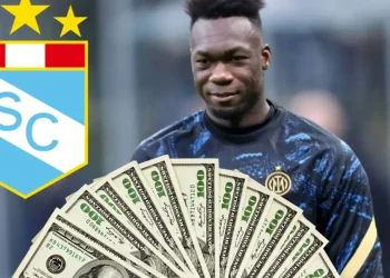 De ganar casi 9 millones en el Inter de Milán, lo que ganaría Caicedo en Cristal