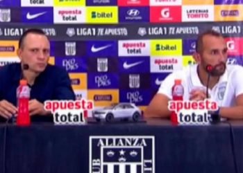 Futbolistas de Universitario interrumpieron conferencia de Alianza Lima cantando “El apagón”