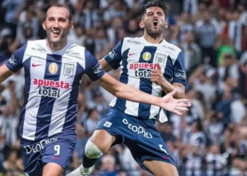 Sigue hablando y no jugando, la indirecta que le lanzó Zambrano a Hernán Barcos