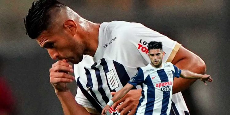 Volvió a jugar con Alianza Lima, dio pena y este es el nuevo apodo de Zambrano