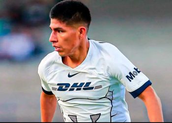 Hinchas de Pumas empiezan a cuestionar rendimiento de Piero Quispe tras goleada