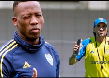 Tras derrota de Boca, medios e hinchas se van contra DT por suplencia de Advíncula