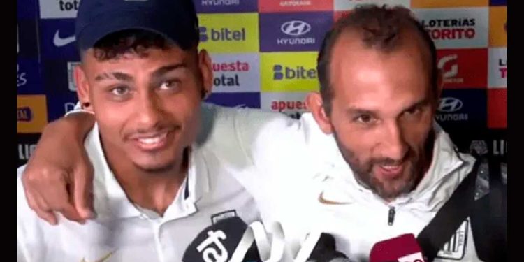 Barcos interrumpió declaraciones de De Santis y le dio su respaldo con emotivas palabras