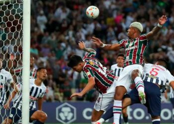 Lo que dijo la prensa de Brasil tras ver el partidazo de Alianza Lima ante Fluminense
