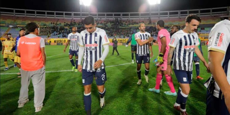 Tras caer goleados, los 4 jugadores que no merecen seguir en Alianza de cara al Clausura