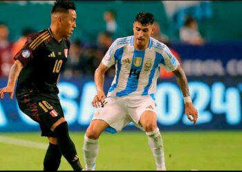 Fossati confió en él, la hinchada no lo quiere y la excusa de Cueva tras la eliminación