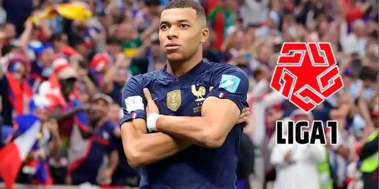 Lo comparaban con Mbappé, pero de crack no tiene nada y ahora anda perdido en Liga 1