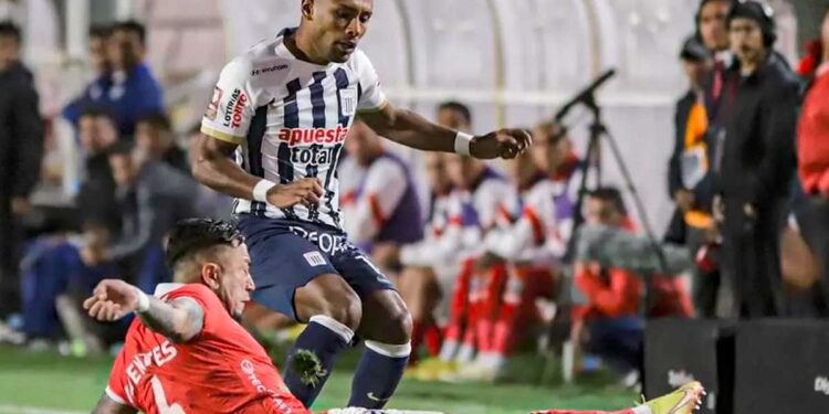 Jugó en Alianza Lima y ahora podría hacerles la vida imposible en Matute