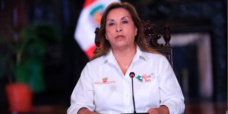 Boluarte arremete contra Poder Judicial por allanar su casa y la de sus ministros