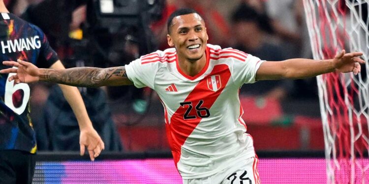 Bryan Reyna responde sobre el gol anulado a Perú ante Venezuela: “Vean las cámaras”