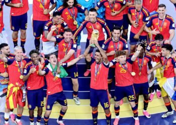 España vuelve a tocar la gloria y deja a Argentina sin bicampeonato con un gol inolvidable