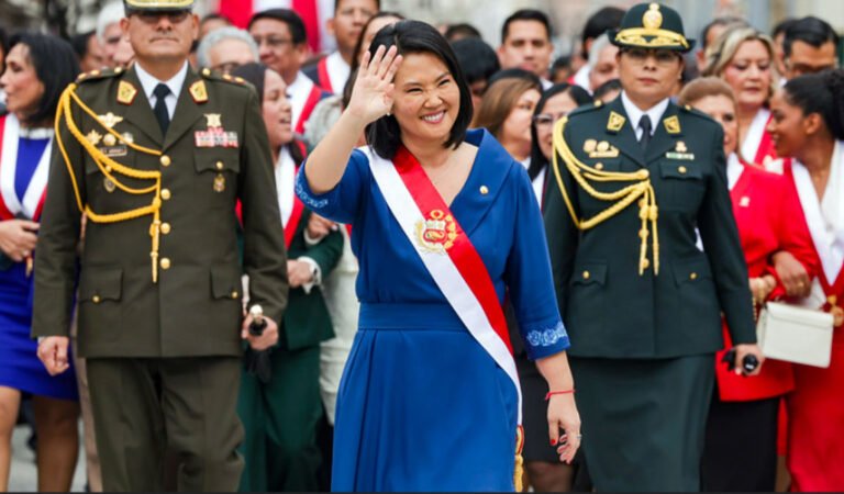 Keiko Fujimori anuncia aumento del sueldo mínimo a S/ 1,300 para impulsar el empleo formal